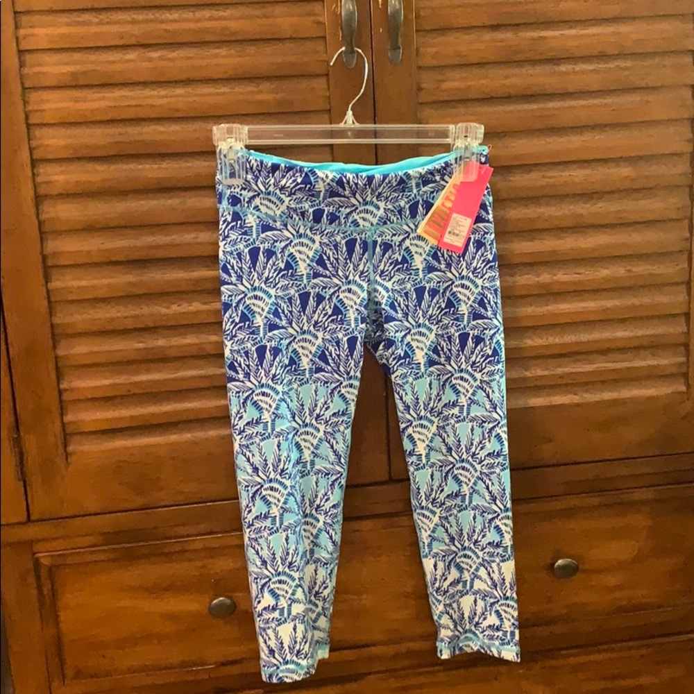 Lilly Pulitzer 21” Inseam Luxletic Crop, NWT